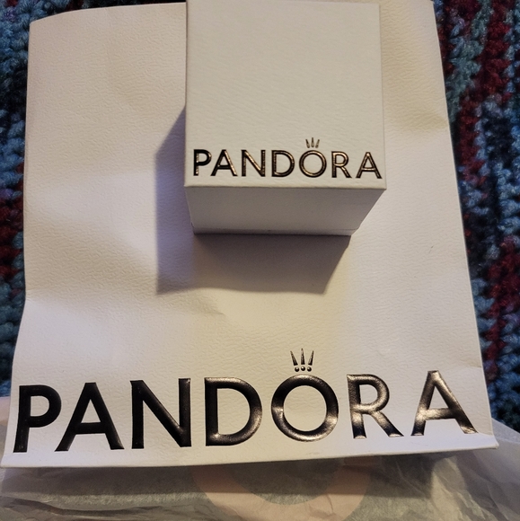 Pandora packaging - Picture 1 of 2